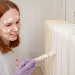 12-Peinture pour boiseries spéciales salle de bains, comment éviter les problèmes d'humidité